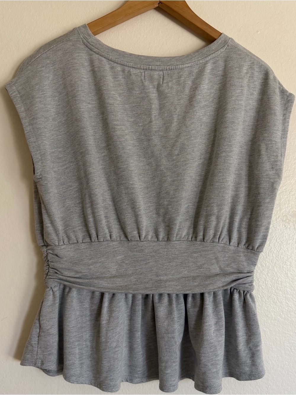 Anthropology Postmark Sleeveless Gray Crew neck Rouched Peplum Top M